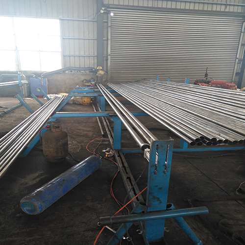 熊口管理区如何埋设声测管?